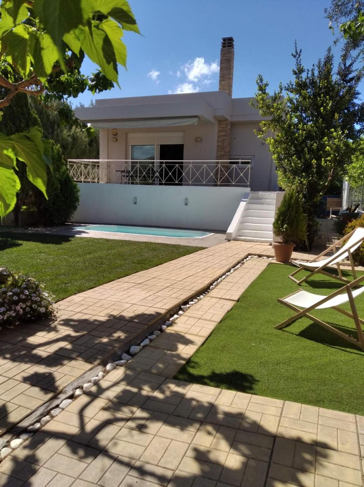 Cozy Villa Vita Lagonisi Kalivia Thorikou Exterior foto